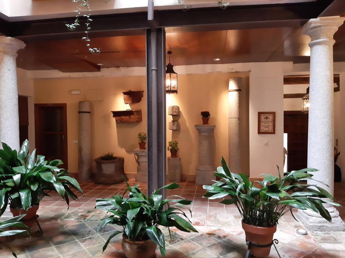 Apartamentos Nuncio Viejo Толедо Екстериор снимка