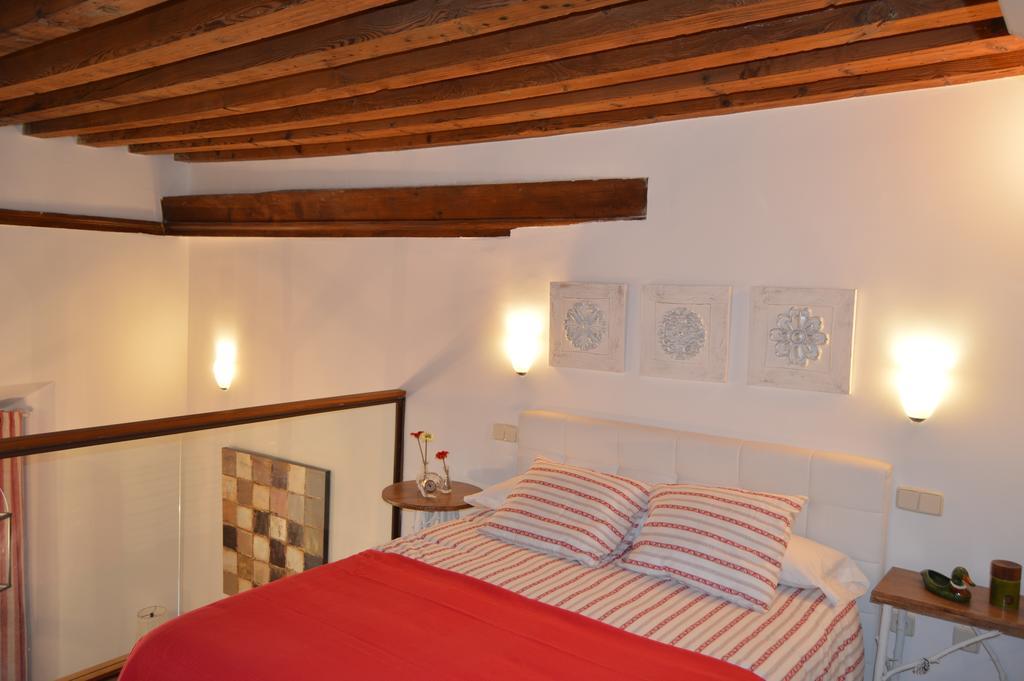 Apartamentos Nuncio Viejo Толедо Стая снимка