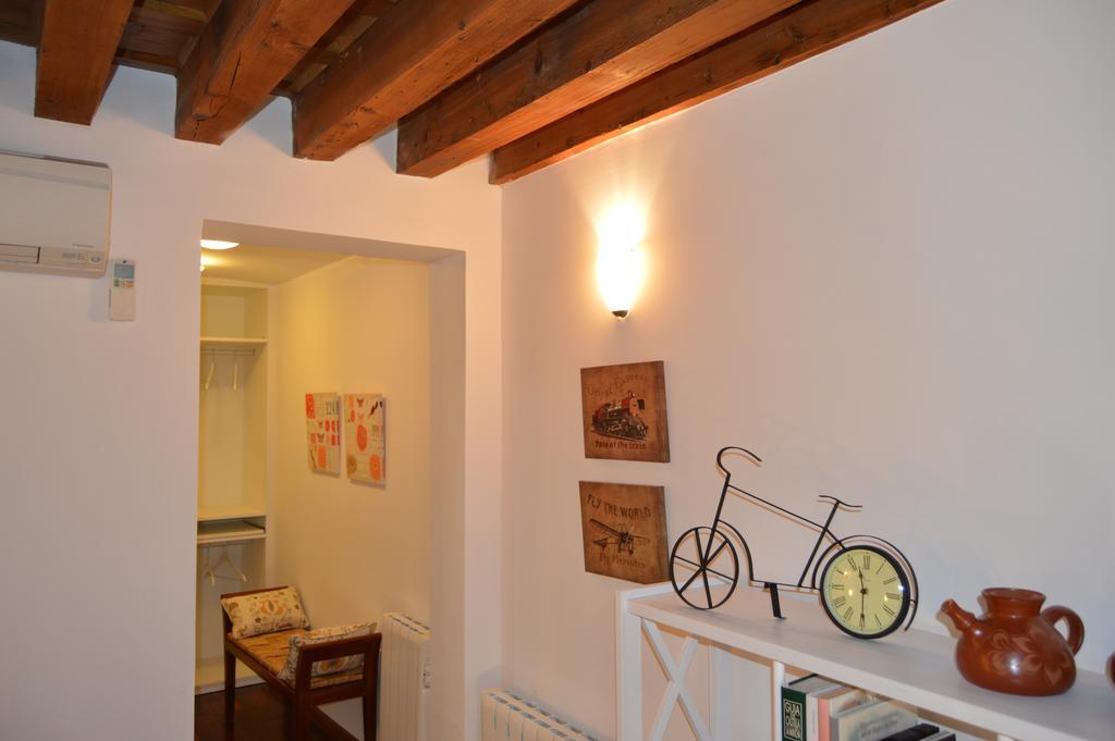 Apartamentos Nuncio Viejo Толедо Стая снимка