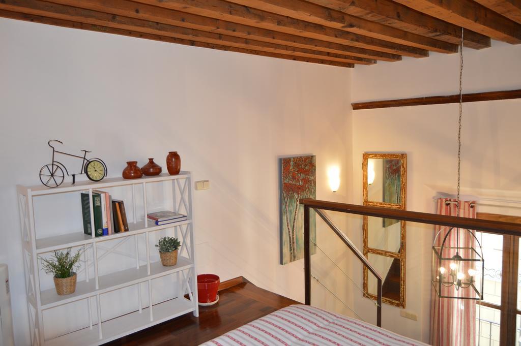 Apartamentos Nuncio Viejo Толедо Стая снимка