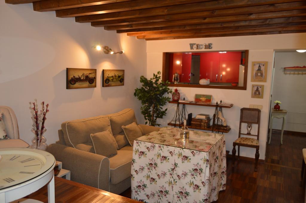 Apartamentos Nuncio Viejo Толедо Екстериор снимка